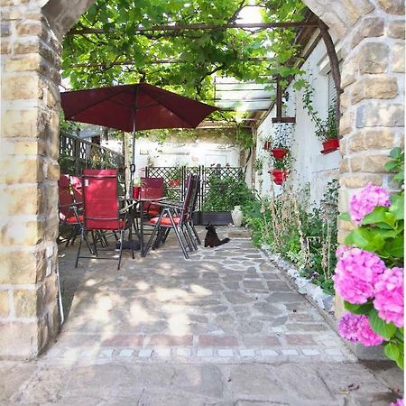 Gasthaus Cozy Istrian House Izola Exterior foto