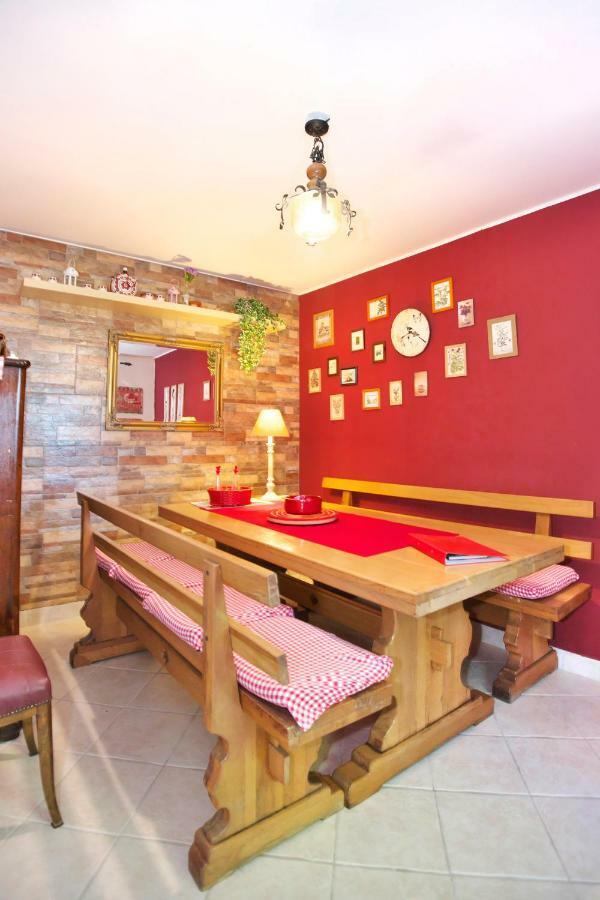 Gasthaus Cozy Istrian House Izola Exterior foto